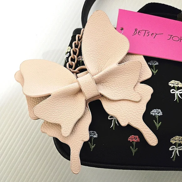 Betsey Johnson Black Floral Crossbody Bag With Butterfly Bag Tag Removable Strap - Picture 8 of 10
